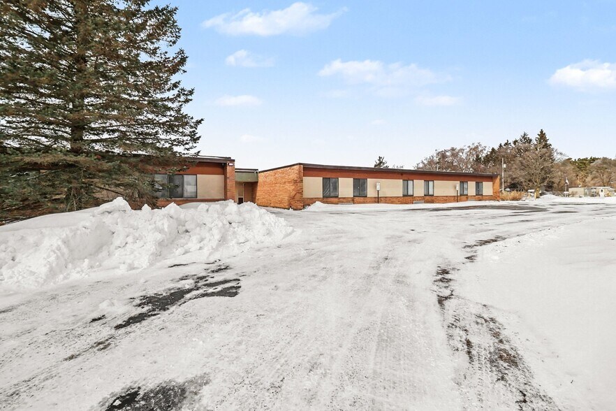 More Photos Of 3301 Green St, Shelby Industrial For Sale