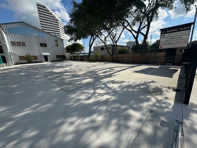 More Photos Of 5712 Val Verde St, Houston Loft Creative Space For Sale