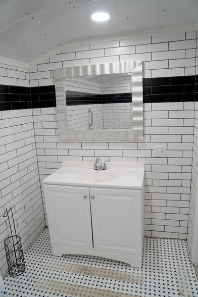 More Photos Of 501 Maple st, Drumright Flex For Sale