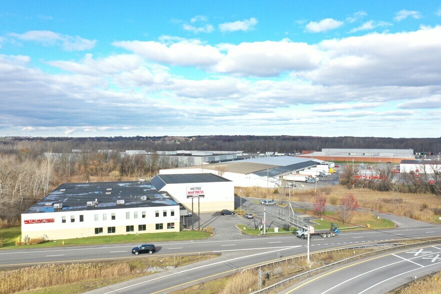 More Photos Of 3545 John Glenn Blvd, Syracuse Warehouse For Lease