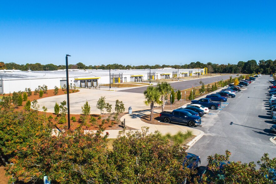 More Photos Of 4500 Leeds Ave, North Charleston Unknown For Lease