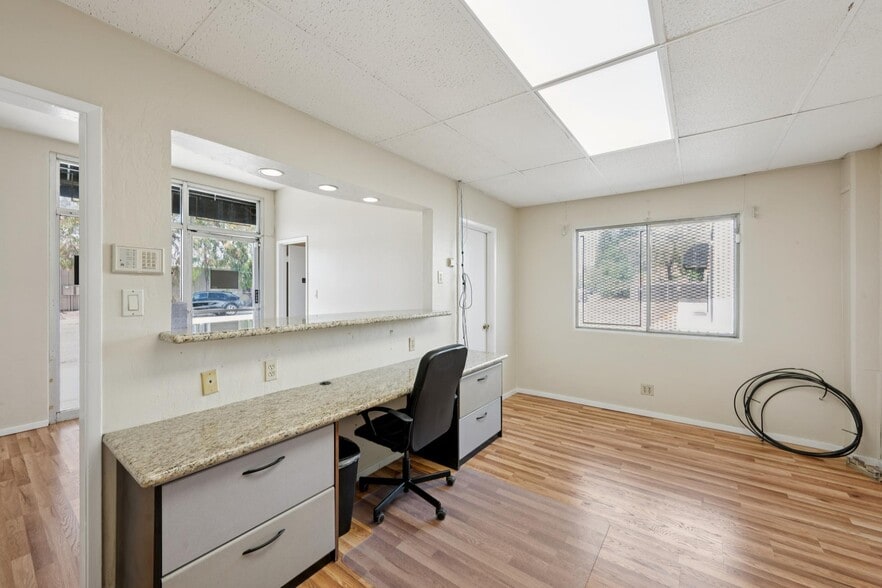 More Photos Of 2475 Bluebell Dr, Santa Rosa Industrial For Lease