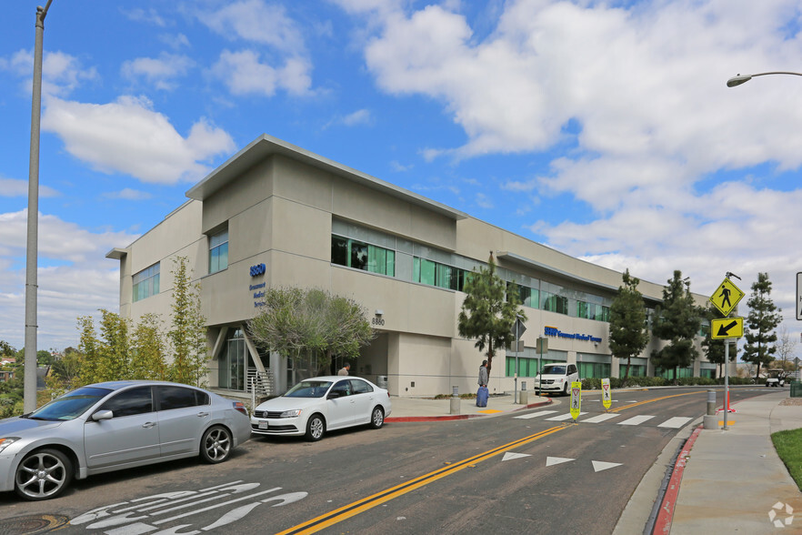 Primary Photo Of 8860 Center Dr, La Mesa Medical For Lease