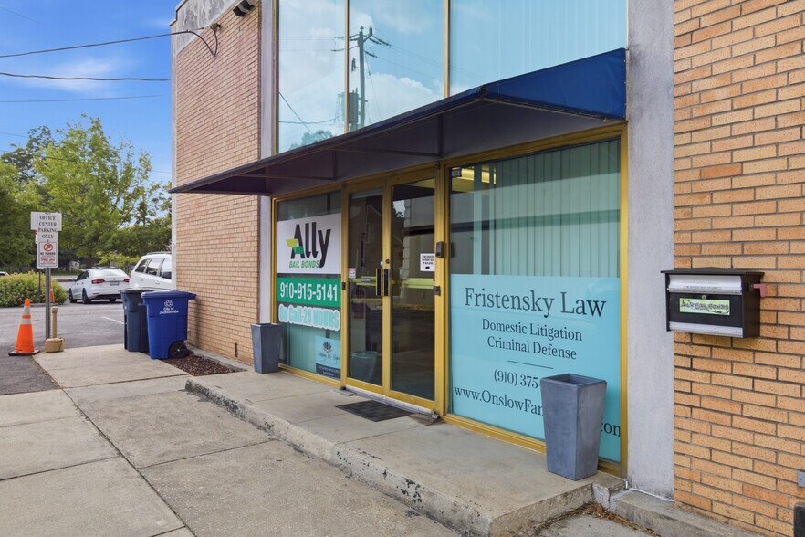 More Photos Of 201 New Bridge St, Jacksonville Office Residential For Sale