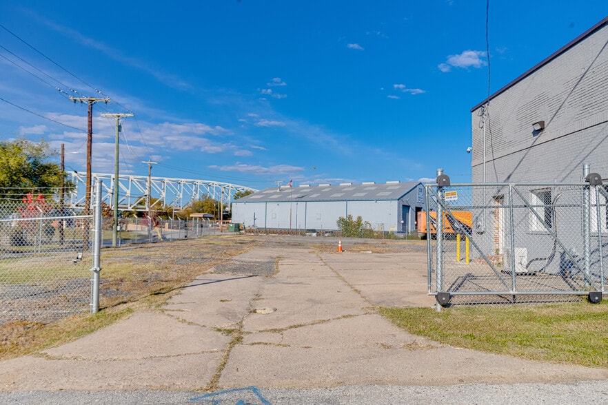 More Photos Of 900-912 Baltic Ave, Baltimore Warehouse For Sale