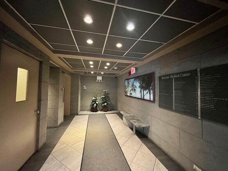 More Photos Of 29 Barstow Rd, Great Neck Medical For Lease