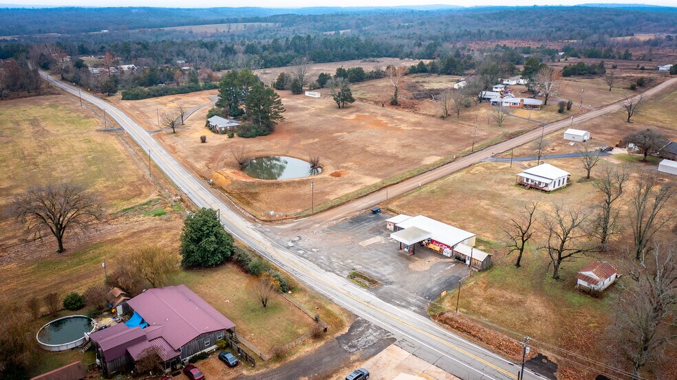 More Photos Of 3953 Highway 95, Cleveland Convenience Store For Sale