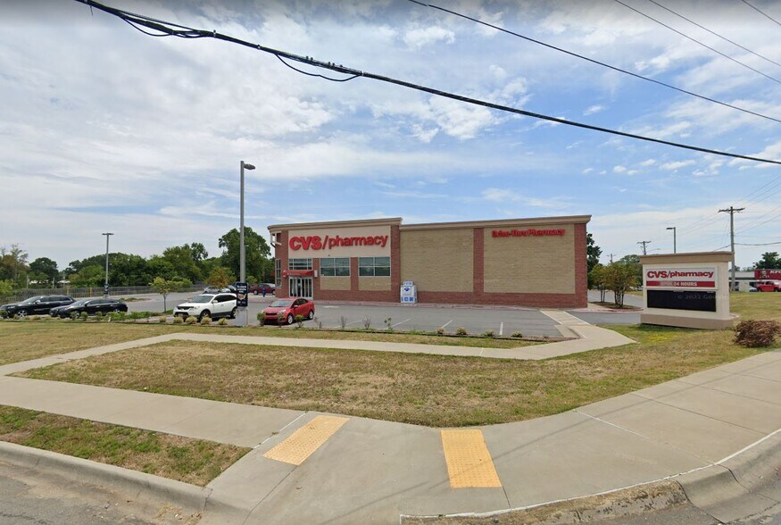 More Photos Of 609 Military Rd, Benton Drugstore For Lease