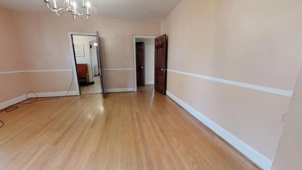 More Photos Of 310 Gittings Ave, Baltimore Apartments For Sale