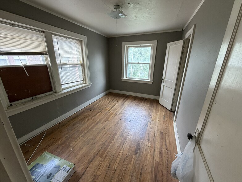 More Photos Of 2734 Charlotte St, Kansas City Apartments For Sale
