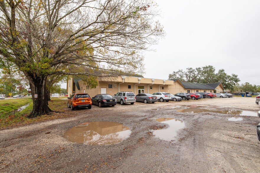 More Photos Of 6990 142nd Ave, Largo Religious Facility For Sale