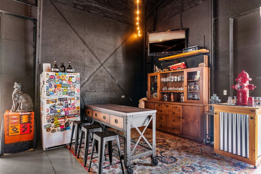 More Photos Of 7394 Creek Rd, Dripping Springs Land For Sale