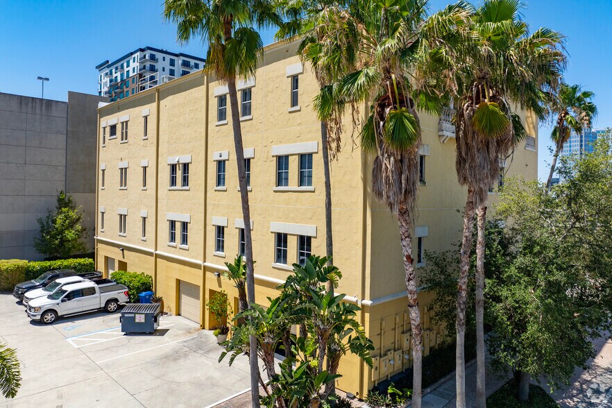 More Photos Of 119 N 11th St, Tampa Office For Sale