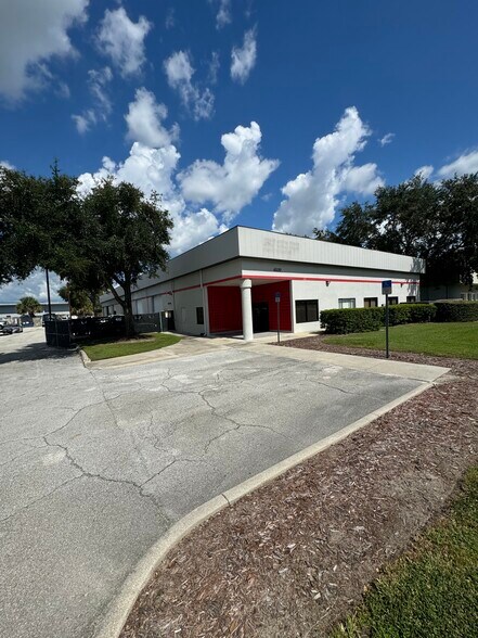More Photos Of 4539 36th St, Orlando Warehouse For Sale