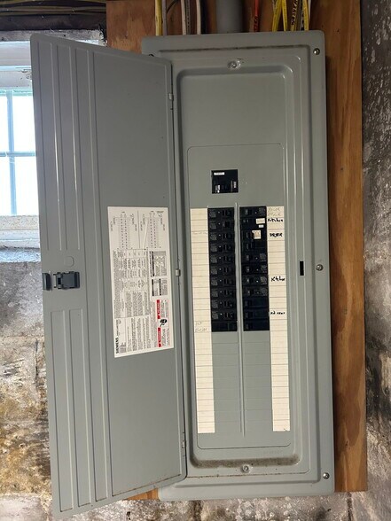 More Photos Of 177-179 Massachusetts Ave, North Andover Apartments For Sale