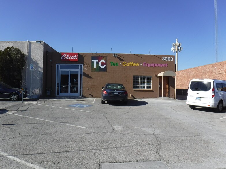 More Photos Of 3063 Sheridan St, Las Vegas Industrial For Sale