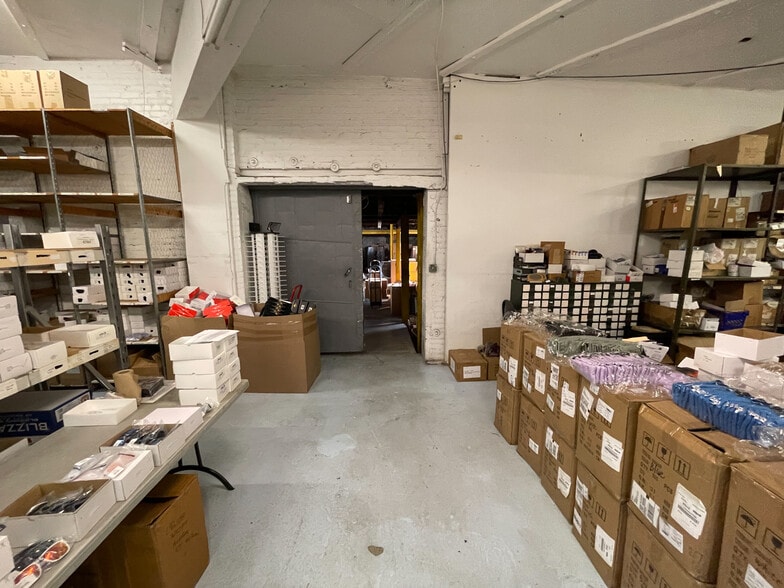 More Photos Of 3001 Pulawski Way, Pittsburgh Warehouse For Sale