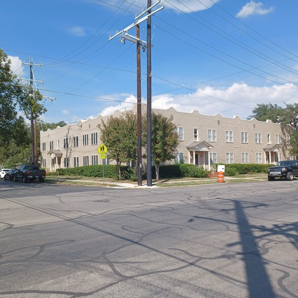Primary Photo Of 127 W Magnolia Ave, San Antonio Apartments For Sale