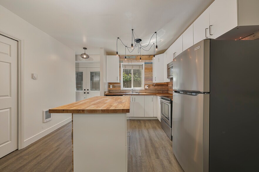 More Photos Of 7831 SW 34th Ave, Portland Apartments For Sale