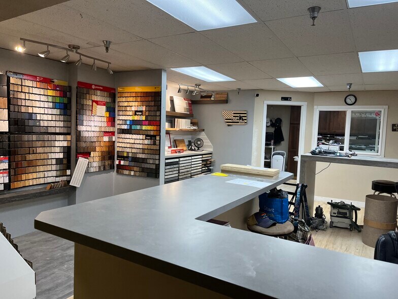 More Photos Of 1627 Dickie Rd, Billings Manufacturing For Lease