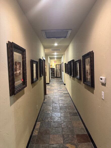 More Photos Of 1830 Shelby Ln, Fayetteville Medical For Sale