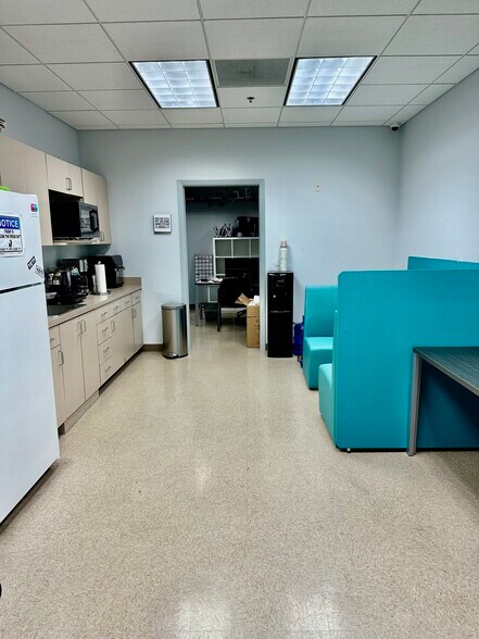 More Photos Of 1000 NW 65th St, Fort Lauderdale Office For Lease