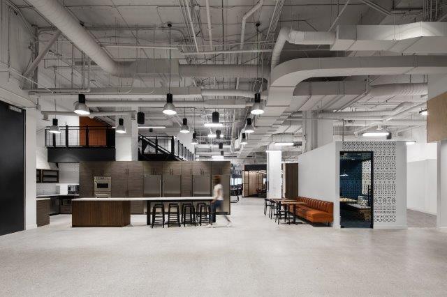 More Photos Of 250 Front St W, Toronto Office For Lease