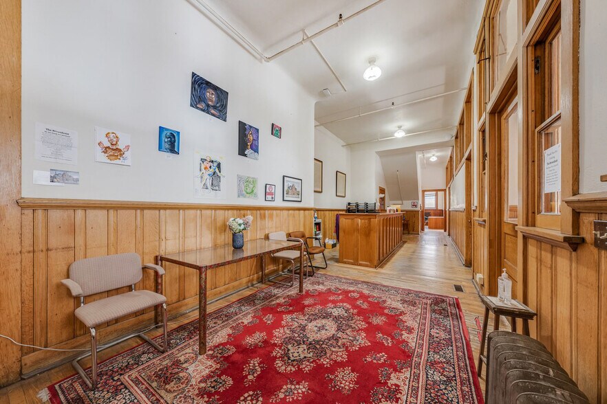 More Photos Of 4403 St Clair Ave, Cleveland Coworking Space