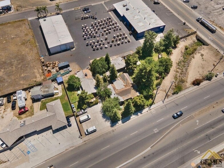 Primary Photo Of 1575 Olive Dr, Bakersfield Rehabilitation Center For Sale