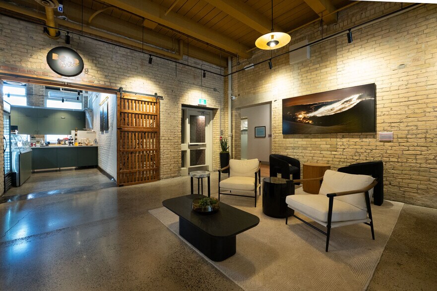 More Photos Of 219 Dufferin St, Toronto Unknown For Lease