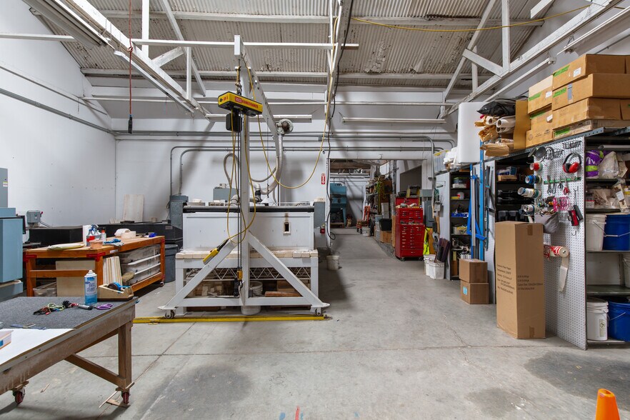 More Photos Of 2534 Magnolia St, Oakland Manufacturing For Sale
