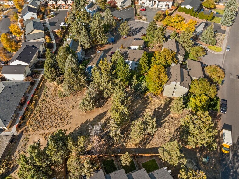 More Photos Of 2101 NE Holliday Ave, Bend Land For Sale