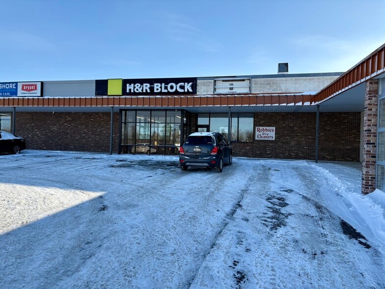 More Photos Of 1681 Benzie Hwy, Benzonia General Retail For Sale
