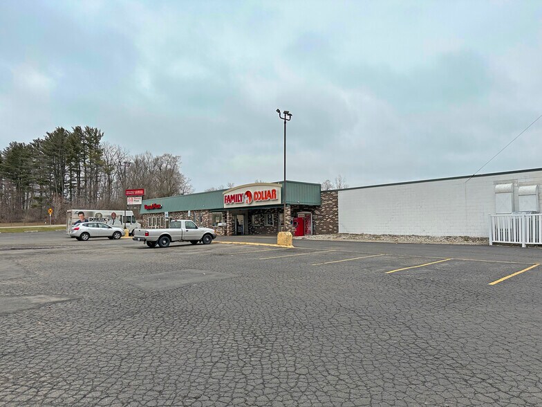 More Photos Of 820 Jordan Lake Ave, Lake Odessa Freestanding For Sale