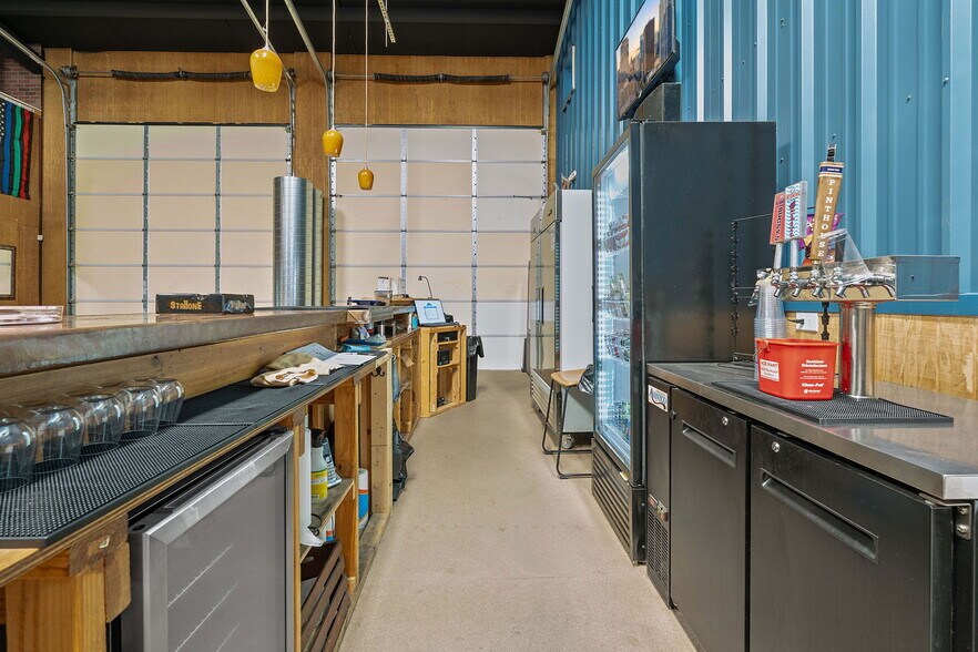 More Photos Of 12507 Pauls Valley Rd, Austin Unknown For Lease