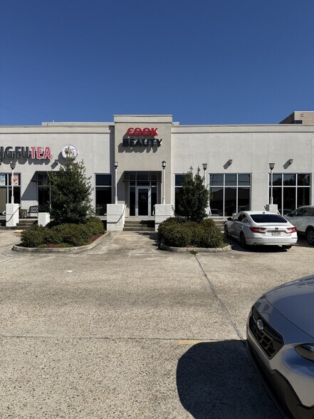 Primary Photo Of 3348 W Esplanade Ave, Metairie Freestanding For Lease