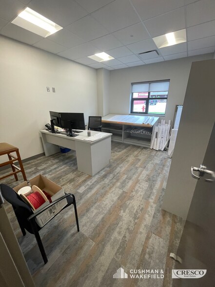 More Photos Of 240 Tuxedo Ave, Brooklyn Heights Warehouse For Lease