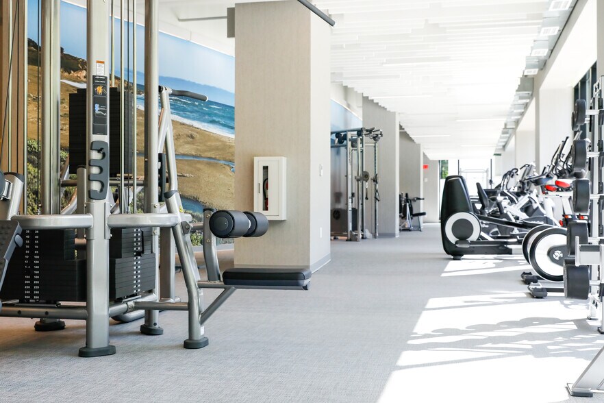 More Photos Of 45 Glover Ave, Norwalk Office For Lease