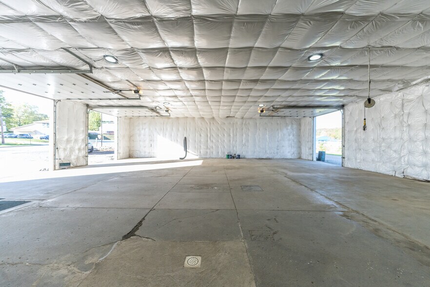 More Photos Of 3040 Freeport Rd, Natrona Heights Warehouse For Sale