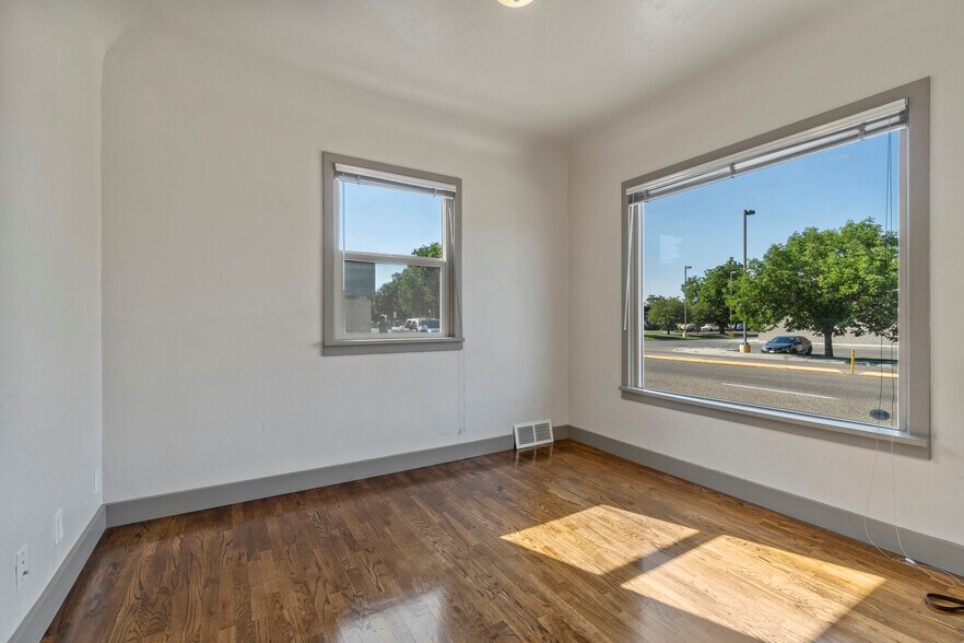 More Photos Of 1216 7th St S, Nampa Office Residential For Lease