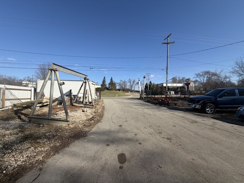 More Photos Of 1644 4 Mile Rd NE, Grand Rapids Industrial For Sale