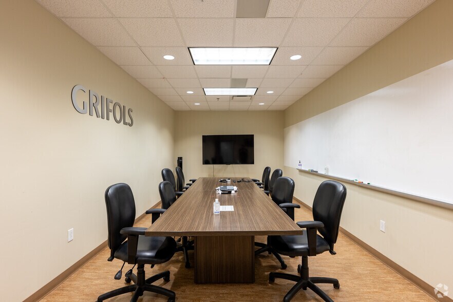 More Photos Of 2727 Franklin Rd SW, Roanoke Medical For Sale