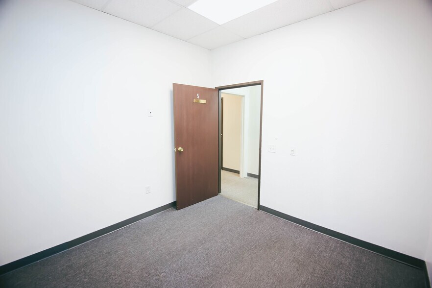 More Photos Of 29839 Santa Margarita Pky, Rancho Santa Margarita Medical For Lease