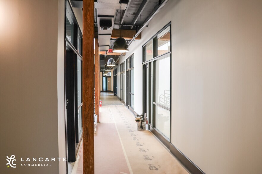 More Photos Of 2100 N Main St, Fort Worth Unknown For Lease