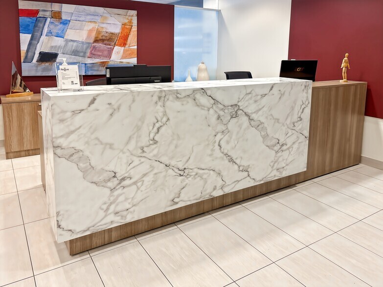 More Photos Of 88 Queens Quay W, Toronto Coworking Space