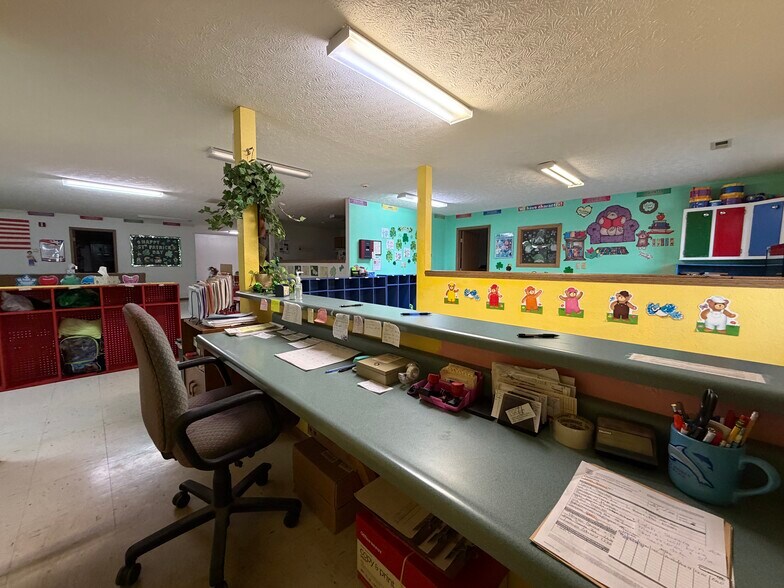 More Photos Of 100 Bosa Dr, Saint Robert Health Club For Sale