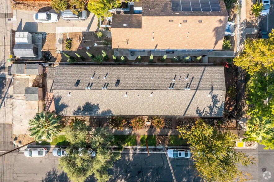 More Photos Of 2700 32nd St, Sacramento Multifamily For Sale