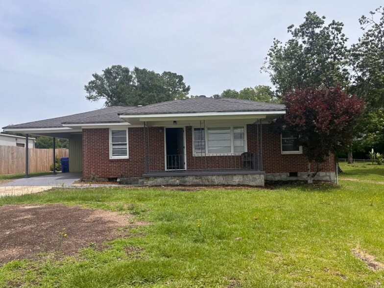 Primary Photo Of 1034 Fairground St SE, Conyers Office For Lease