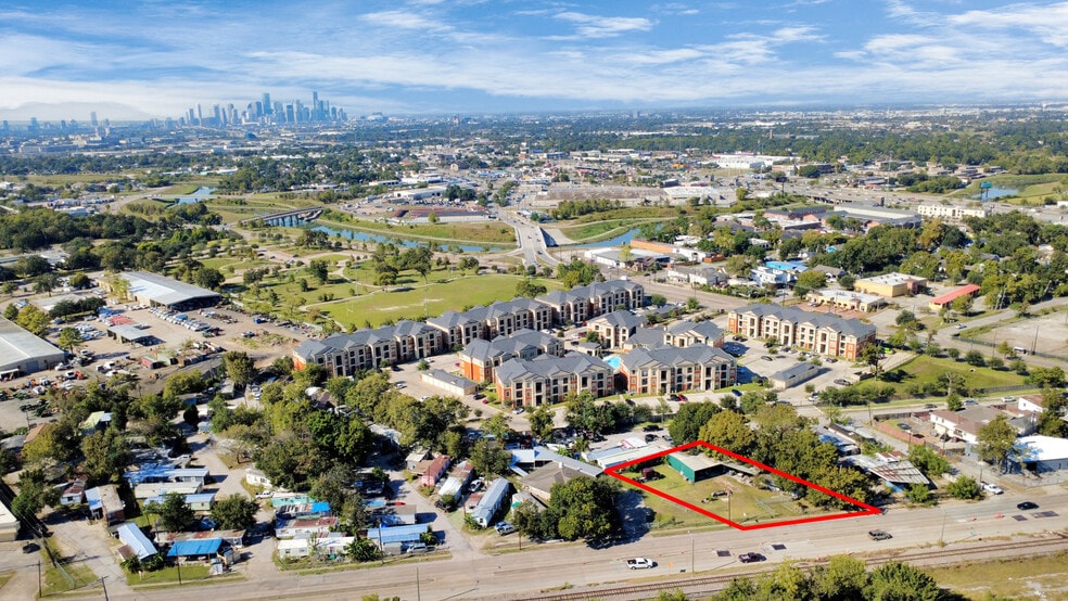 Primary Photo Of 6235 Griggs Rd, Houston Land For Sale