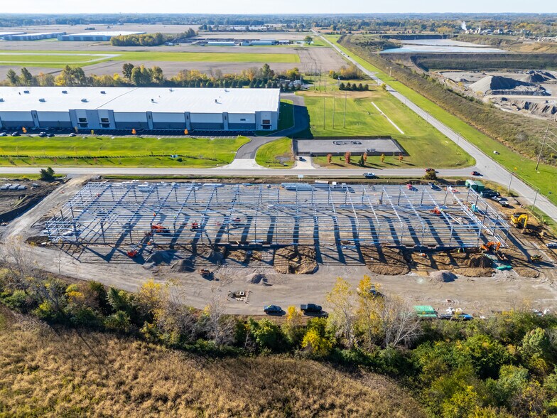 More Photos Of 16746 Pittsburgh Drive, Delaware Warehouse For Lease